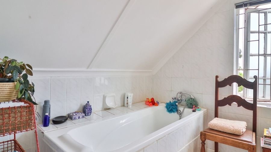 3 Bedroom Property for Sale in Voelklip Western Cape